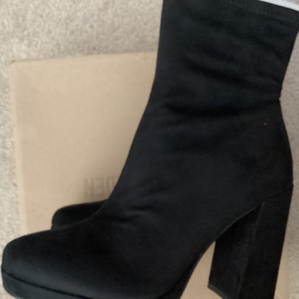 Steve Madden Boots NIB size 9 - Picture 8 of 8